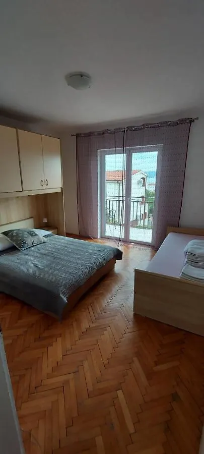 Apartments Viktor I Helena Novi Vinodolski Horvátország